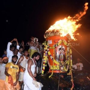 திருவண்ணாமலையில் மாலை 6 மணிக்கு மகா தீபம் ஏற்றப்பட்டது!