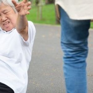 75-Year-Old Woman Recovers After Fall Injury Treatment at Dr. Arun’s Bone & Joint Clinic