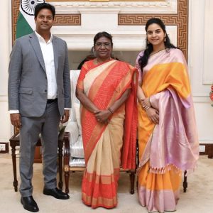 Dr. S Gurushankar, Chairman of Madurai’s Meenakshi Group of Hospitals, Visits Hon’ble President of India